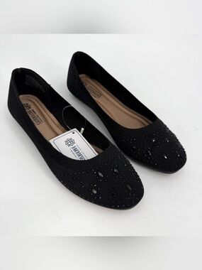 Harborsides Flats Womens 6W Wide Black Studded NANNIE Ballet Slip On Memory Foam